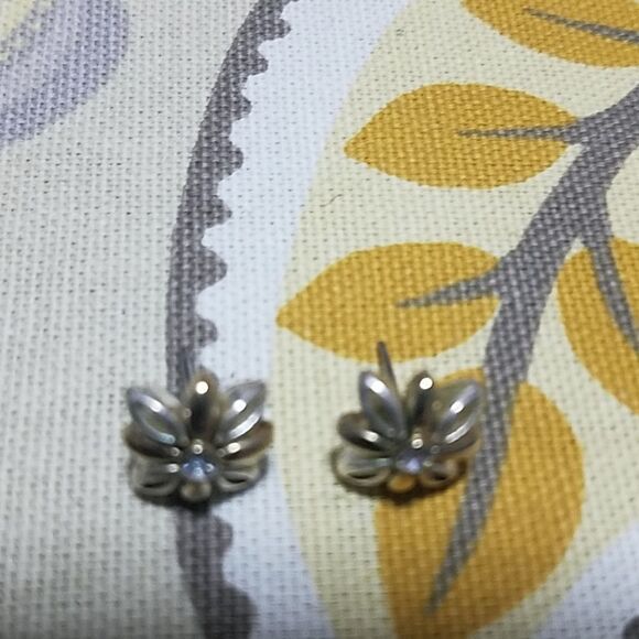 Silver & Gold Flower Earrings - Picture 2 of 2